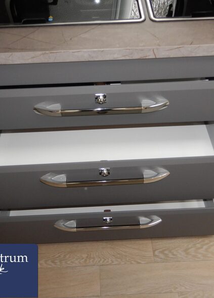 76ef4005a860ea9cab75d22a0d4f2e337caa69bf9ea2b6d3c9f016888b4731c9