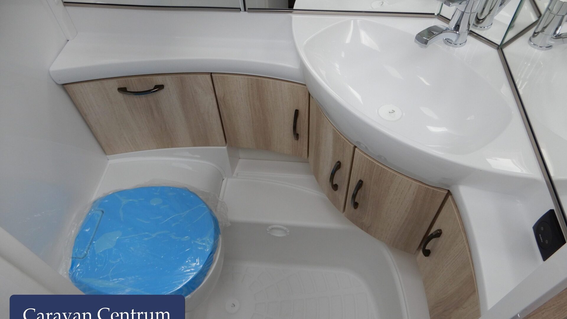 0b1ba057f9b3440d9ef32ef8b875919a75dd4785790294c2da8c162c3482ef7e