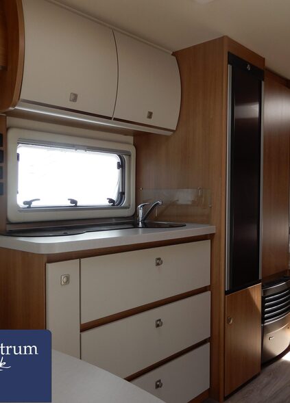 3b8e99135475abee4e97c1af582db693a17fd0e42eab443d953ee73b31717998