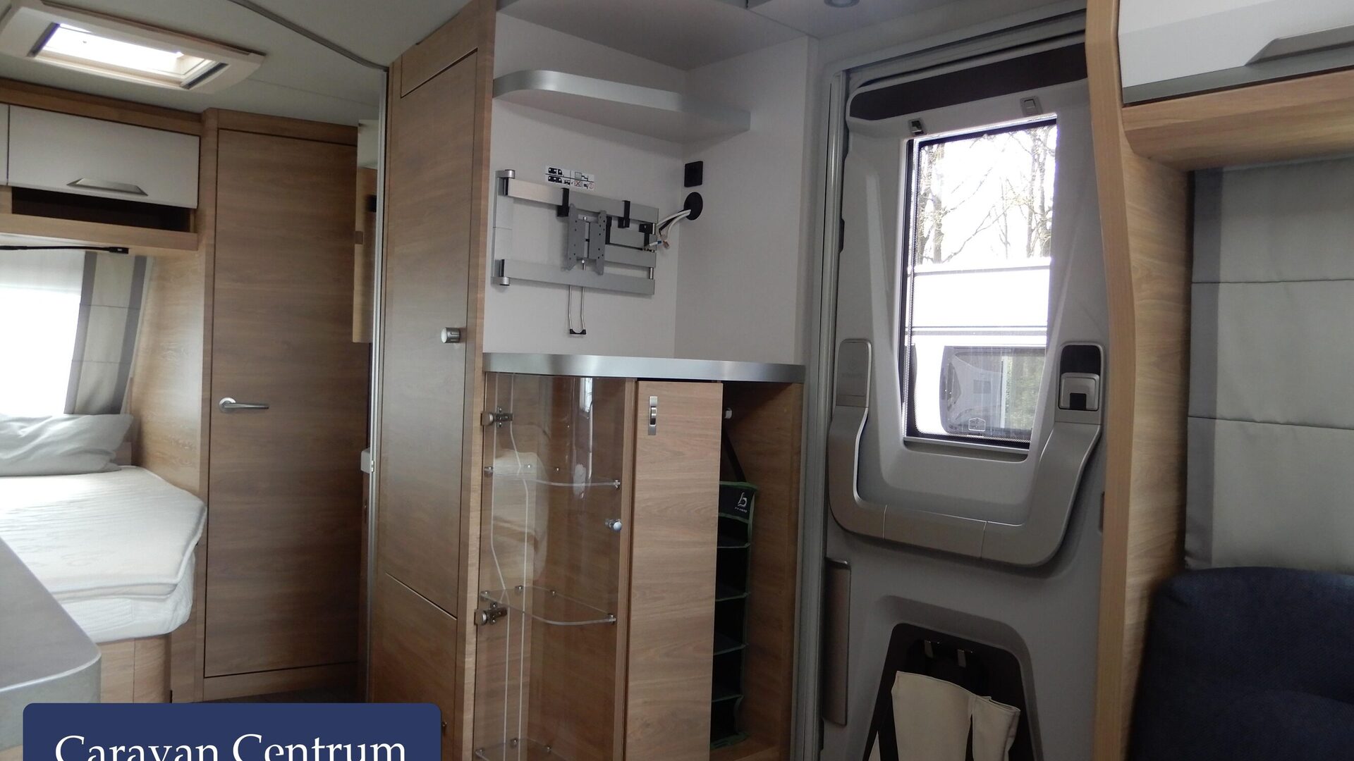 b26d1e62b6b8ce3505637d03109d7042c1812f1dc4d94ea40663521897ec494a