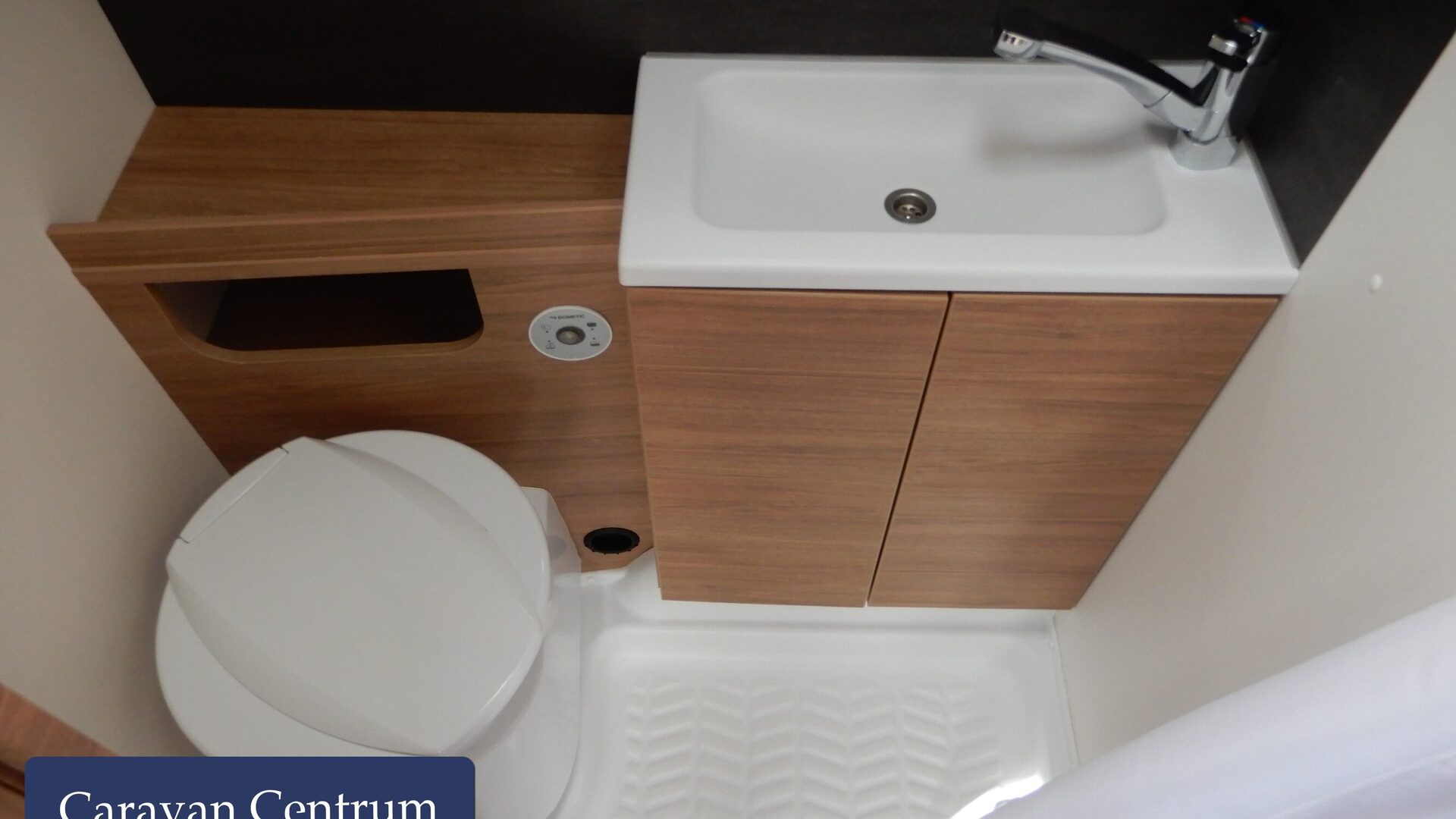 9c51bd656f3ac77d8d67e071a6305d5e23240faa715ddb6396ace061814f3f38