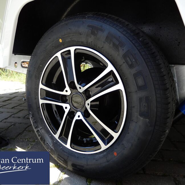 43aa68802d1302b7c99788cfaef7a71fa04b50a3ea9ef9644e5d4e1bb283988b