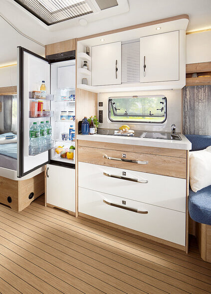 2027_WW_Excellent_Edition_540_WLU_innen_Seitenkueche_h_BEAR_PRESSE_thumb
