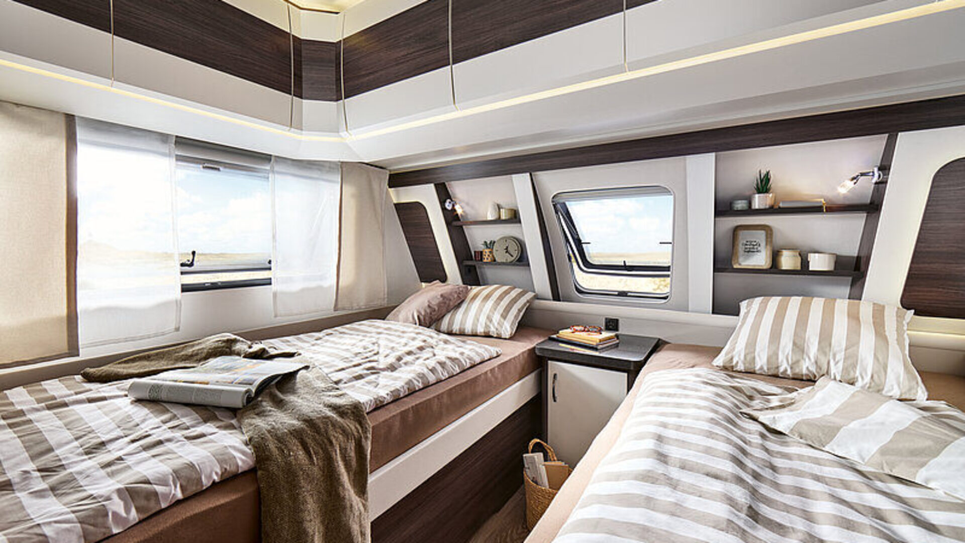 2027_WW_Prestige_620_CL_innen_Einzelbetten_q_BEAR_PRESSE_thumb