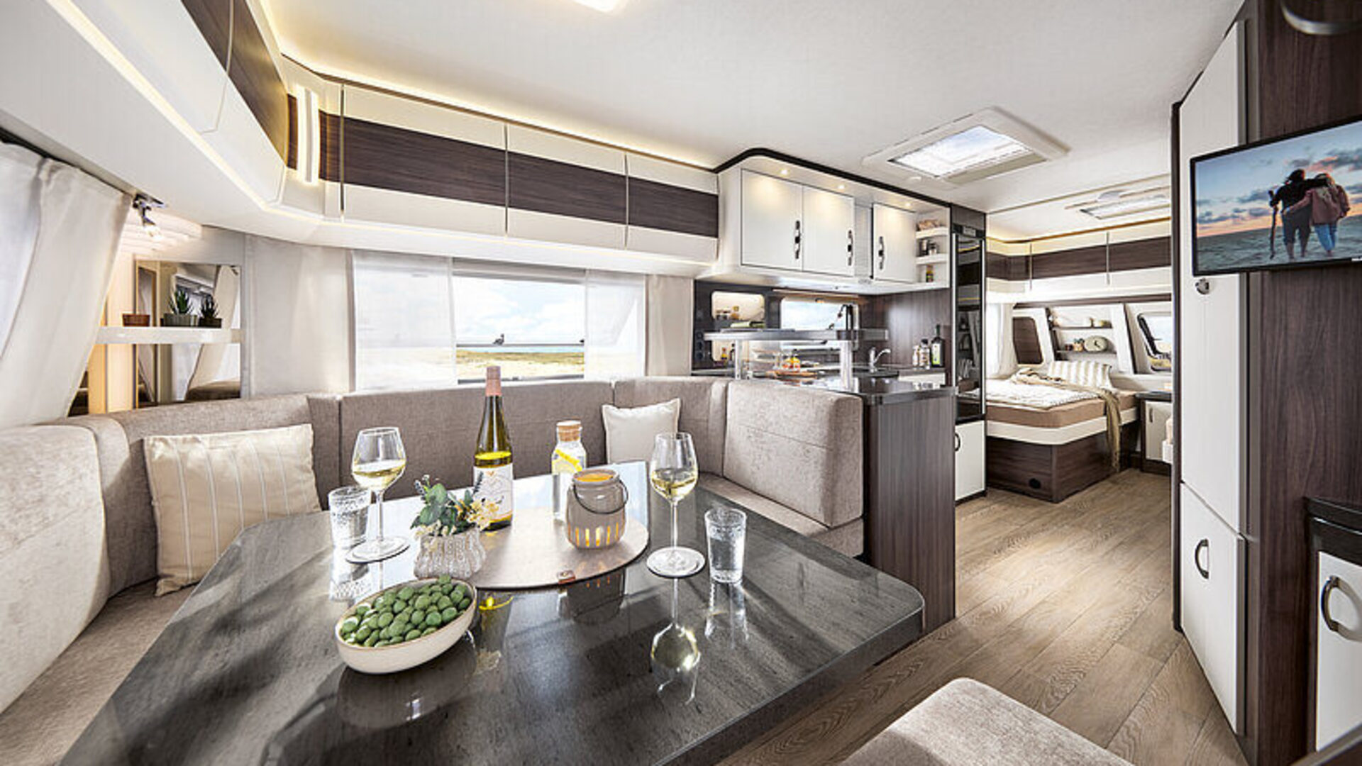 2027_WW_Prestige_620_CL_innen_Totale_q_BEAR_PRESSE_thumb