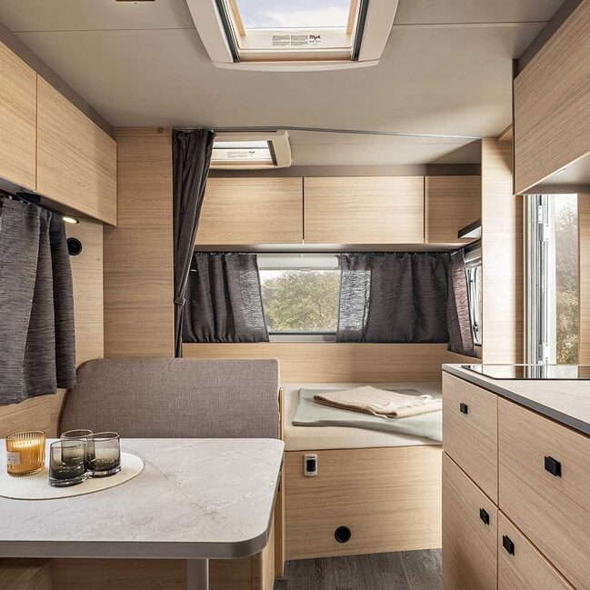 kta-weinsberg-2026-2027-caralife-interieur-4113