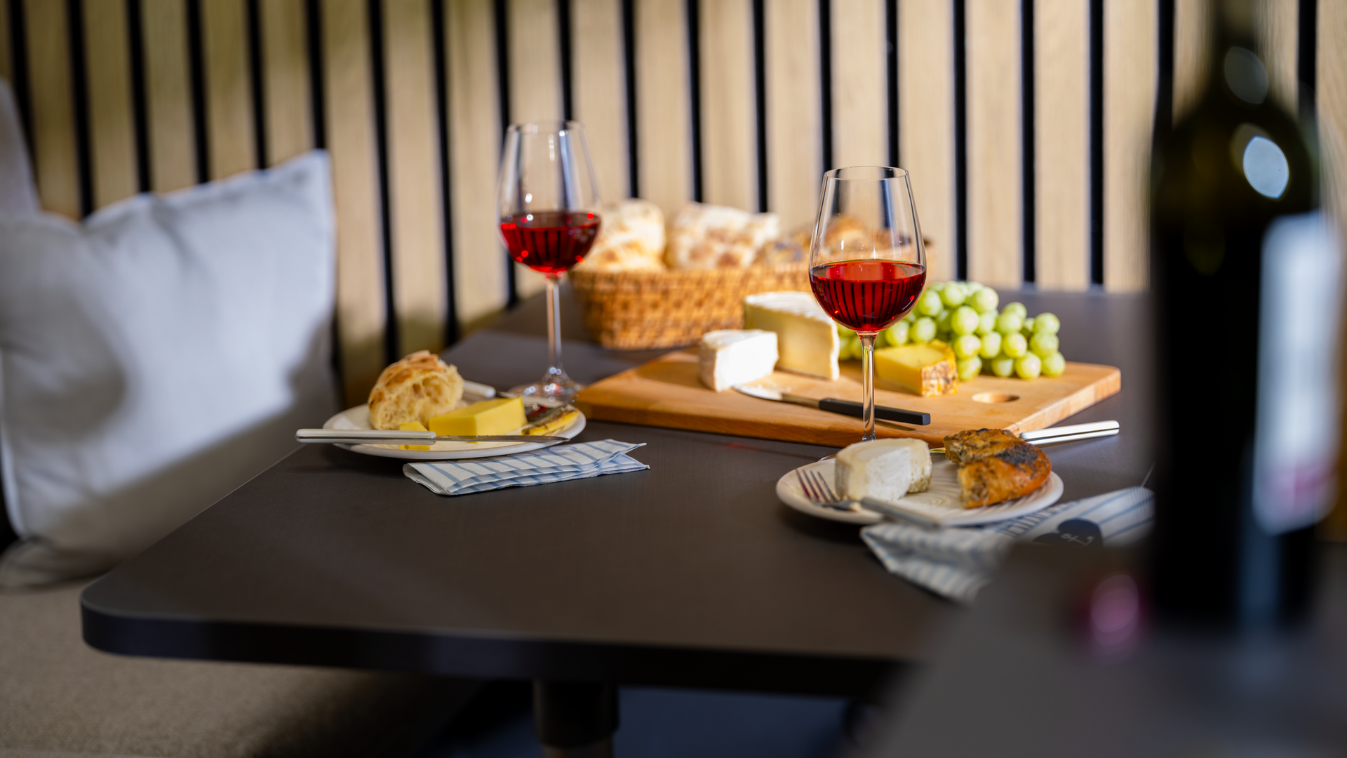 1100_W09_500-DK_IN_01911_2024