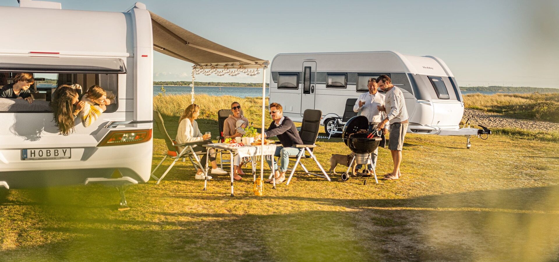 home header caravan (1)-min