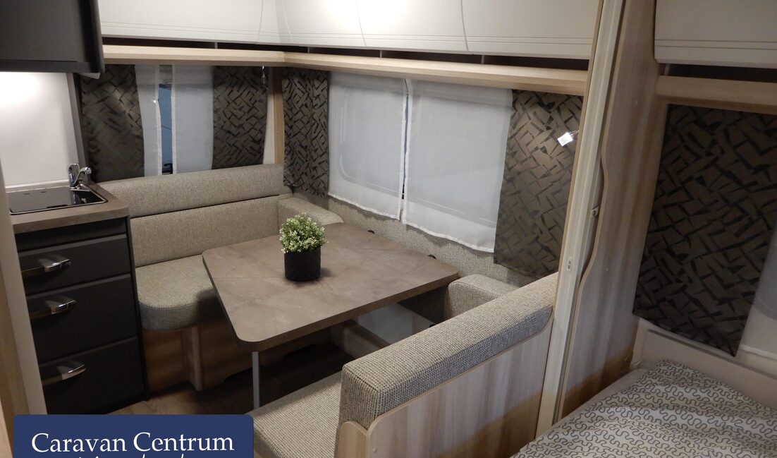 1608ba96e476a25fda6d8ed04b478249b758f967b77f910342c77b277b6233d5