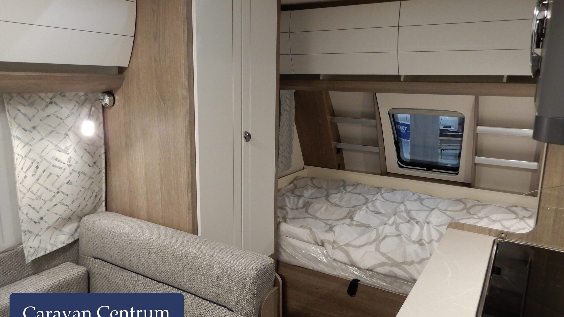 39dcc0cda7d8625e36e400ad938f4740cb1c782df4930a8976eee11e5c2b83e1