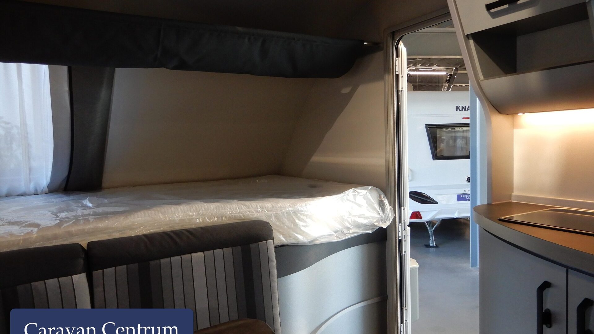 5687d545cf14377405dc46c07b76da6229d542b1f7b72029402149dfb5694ff6