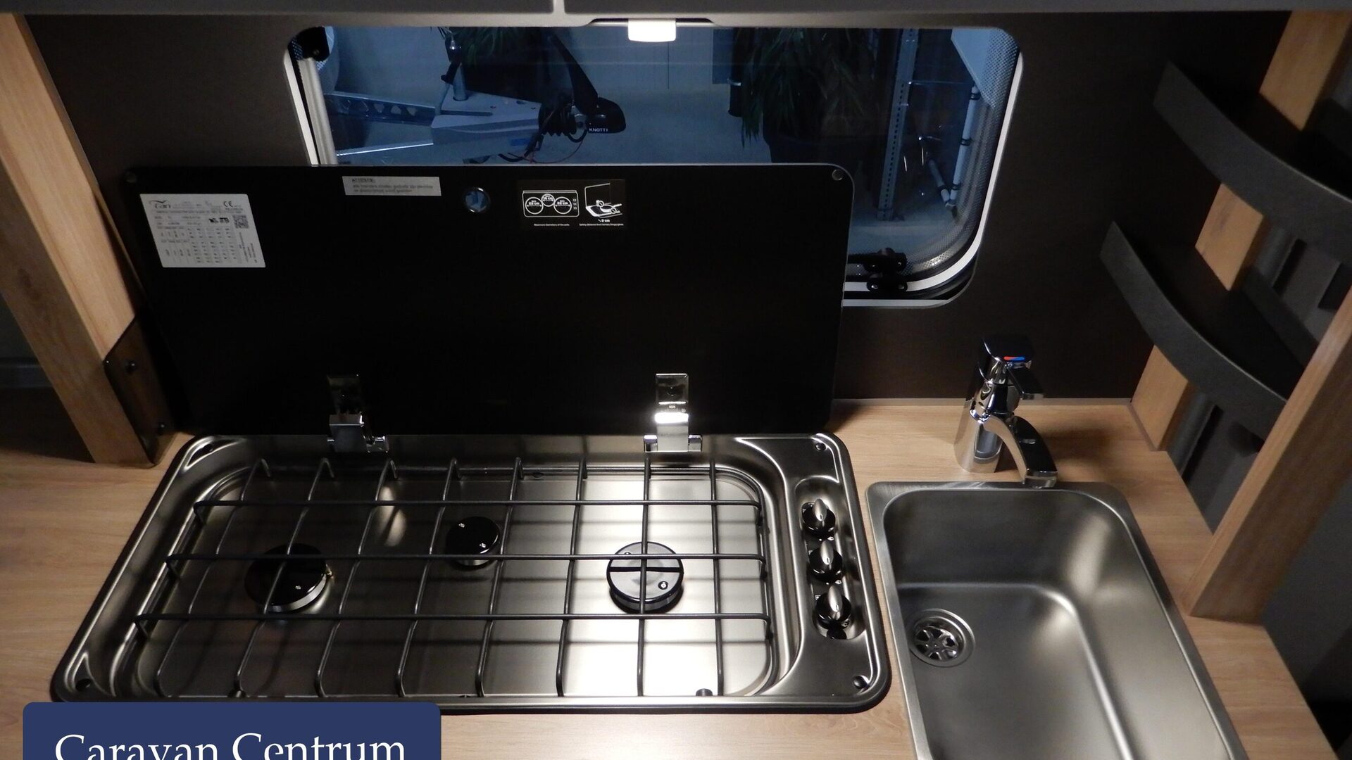 4aaf1640f9c41b494589ca6a50ad9bc91c8dfdd8295e399971f9a046e37f7f36