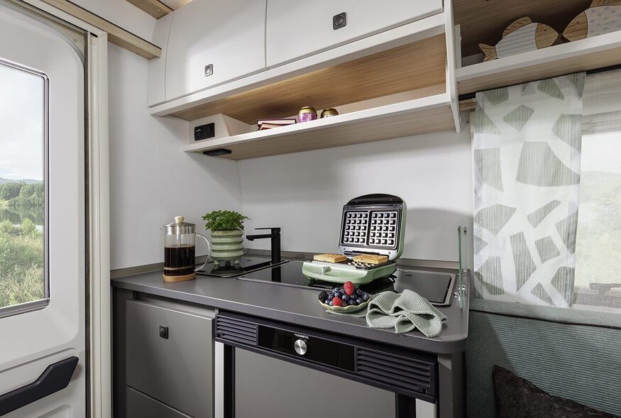 csm_Fendt-Caravan_Wohnwagen-kaufen_Apero_Kueche01_99f81feb16