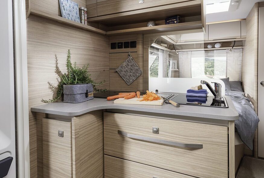 csm_Fendt-Caravan_Wohnwagen-kaufen_Bianco_Kueche02_e586166380