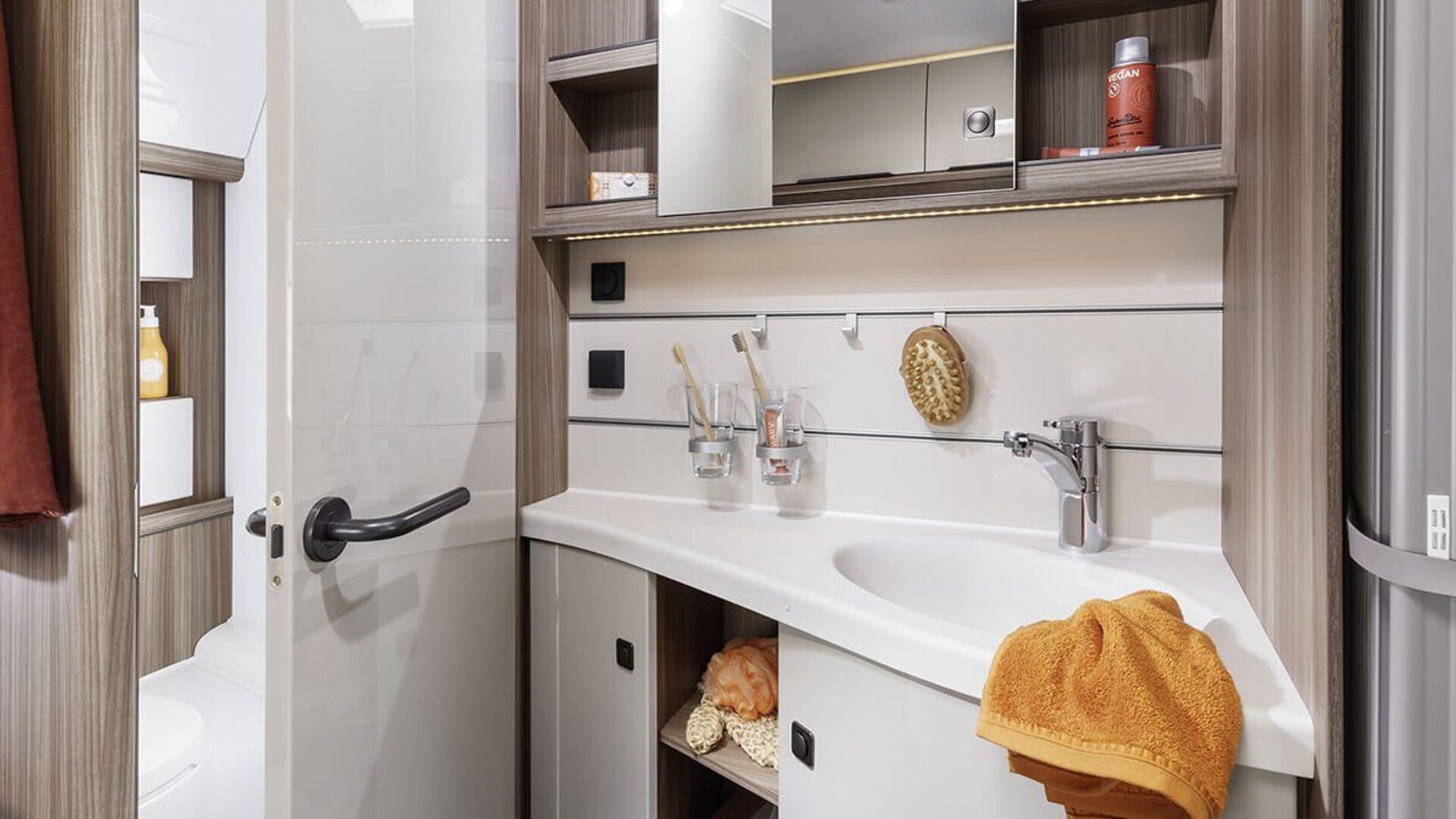 csm_Fendt-Caravan_Wohnwagen-kaufen_Tendenza_Bad03_e0e46c3870