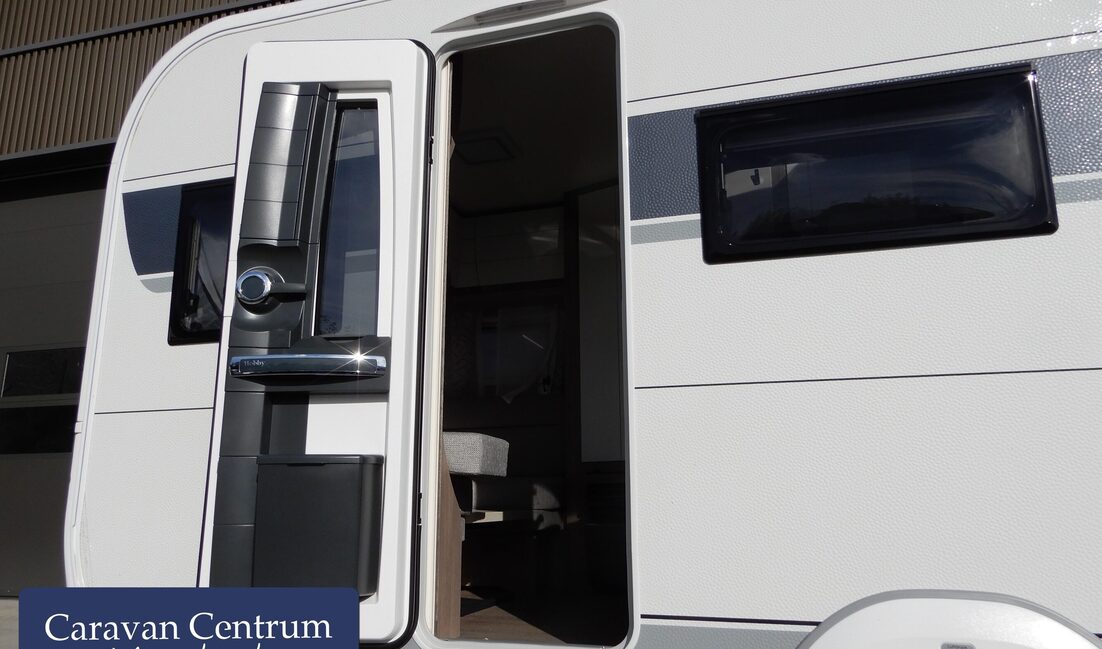 0e0f7e52aa039f1b5b6aa2356630d5a70c899c62b5e9ec3c2b7884b407b1dcc9