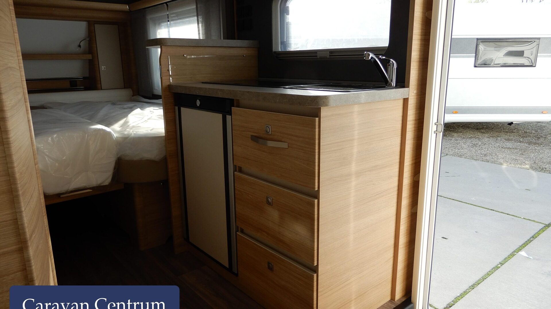 cd15cc0aae3941e1f7bf85c038201ef880689d9dca11688c4dc3db26410e3152