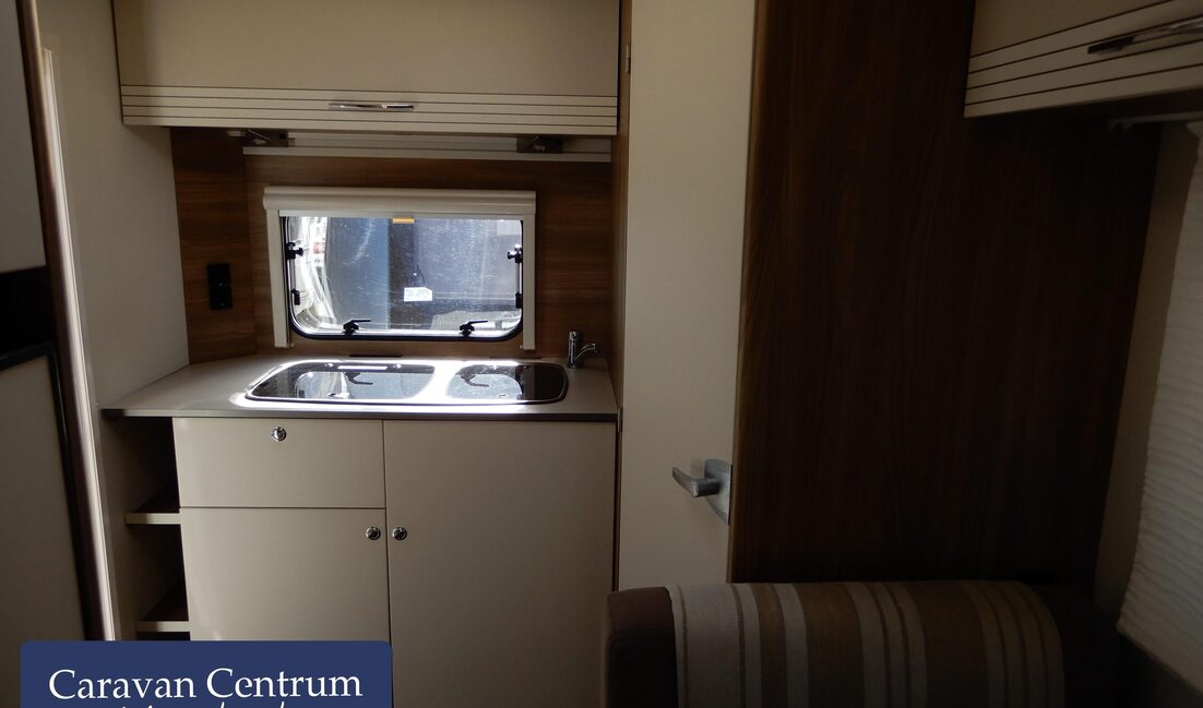 cb492bb34e2916f63f369e8297b9de84959401b998d594a78c35007a9c77ef1b