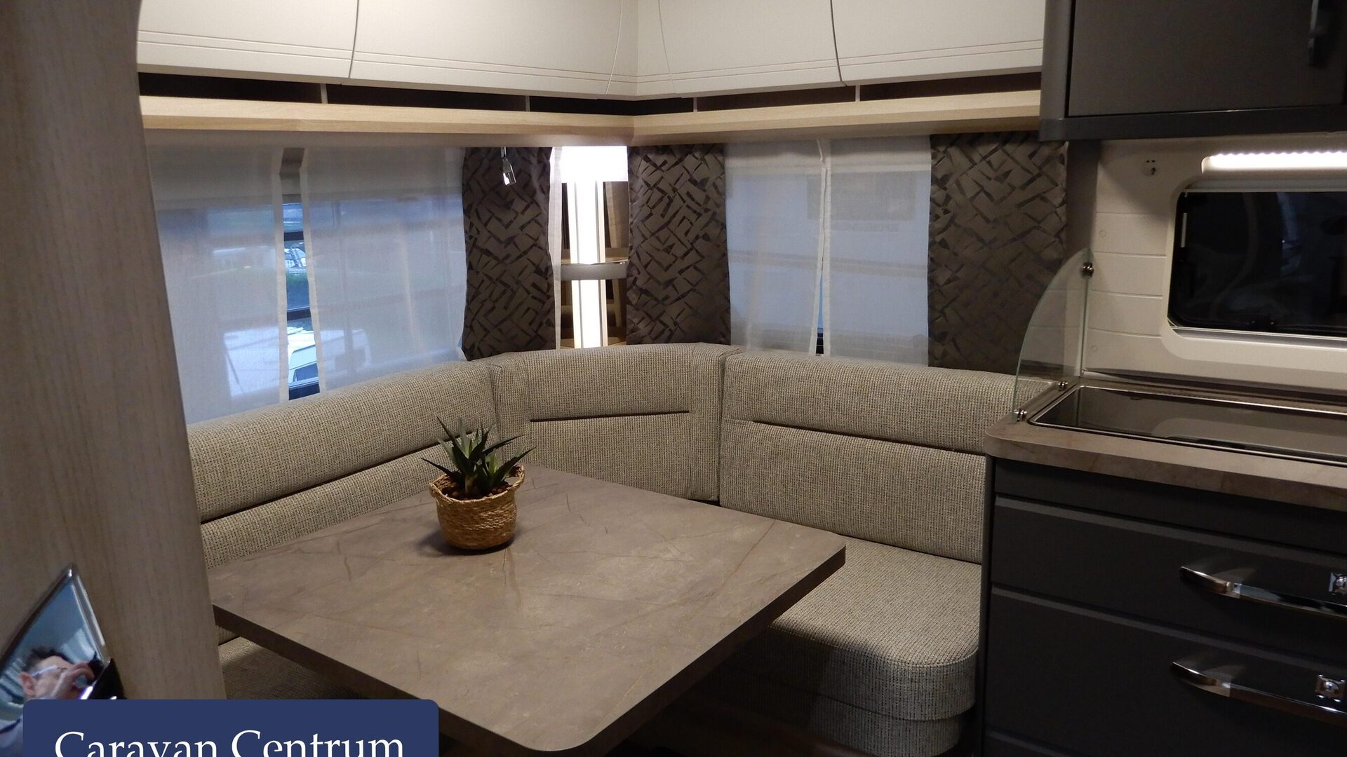 7fbe7f61af52e2176ff1693db729a363e30507b1bf25f7cff3060840b45f0701