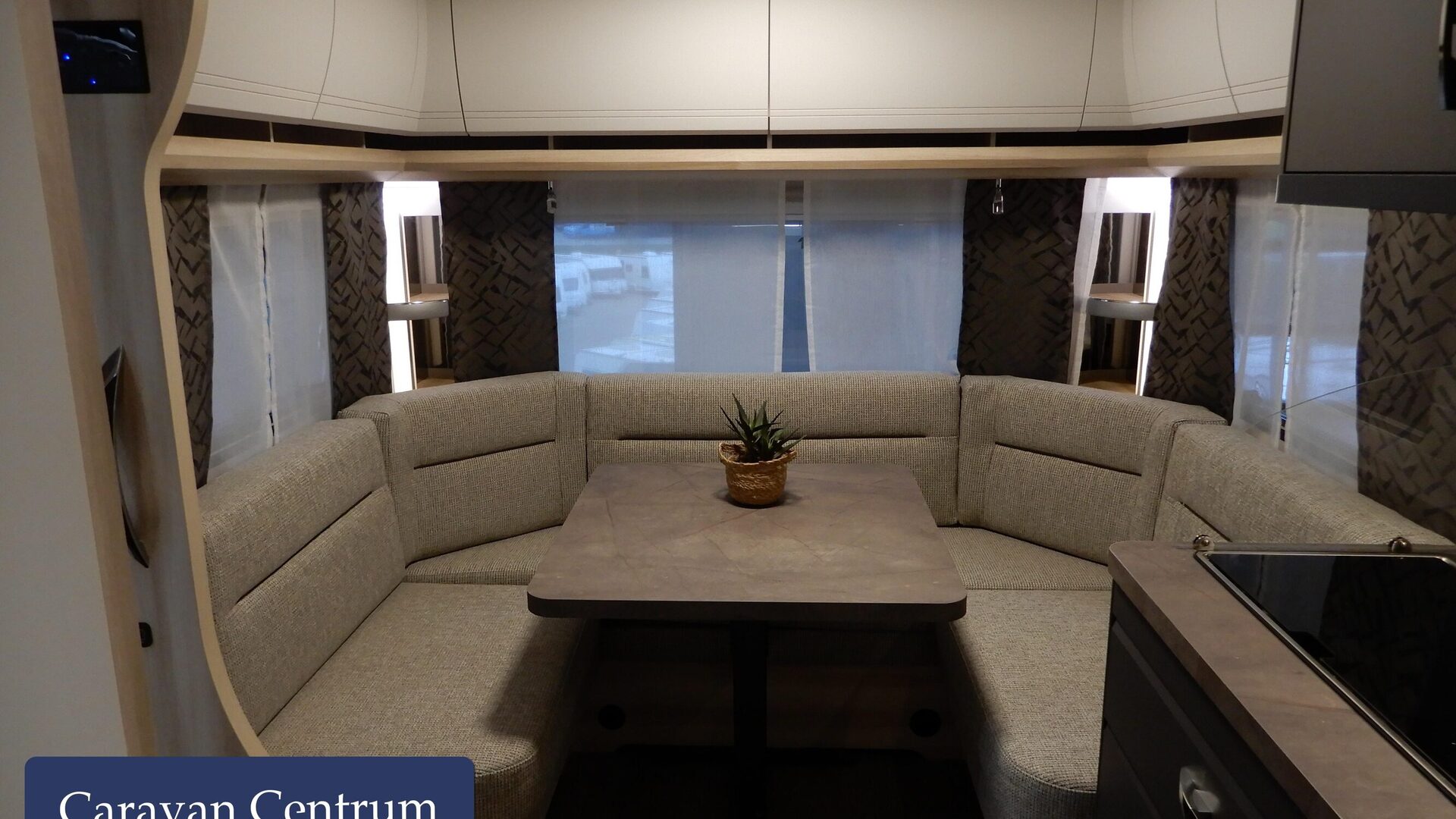 a545f138d8f01ba3d1c83f12792f3e09c9a364291e9bf4f3b07a3b8c7d4872d2