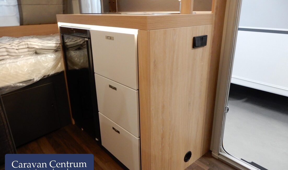 d9637cbdeae9983f730237564ff4083f1a9b31974a3aa2fff30525d089e8435e