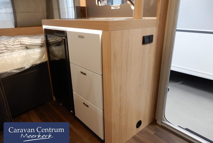 d9637cbdeae9983f730237564ff4083f1a9b31974a3aa2fff30525d089e8435e