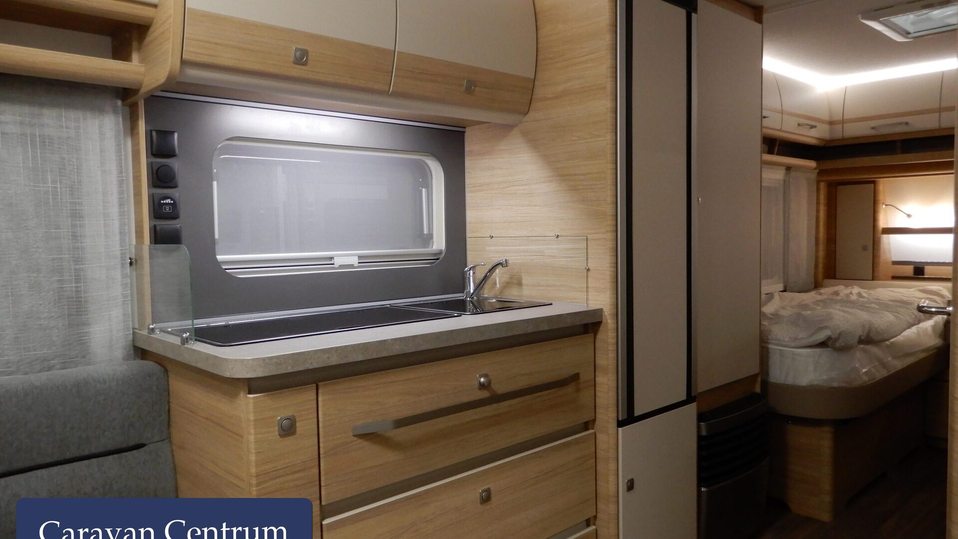 649aae1f6ed445e666529ce1c8f88d440f4e788673fd9ea155f6680a35b85f66