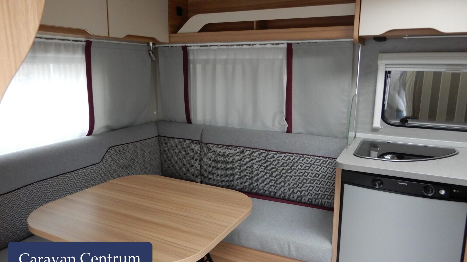 0d36da6d2f913d110836d88d8f9c1d4b5deaf3127aceb1fc5604a70ed46aaaaa