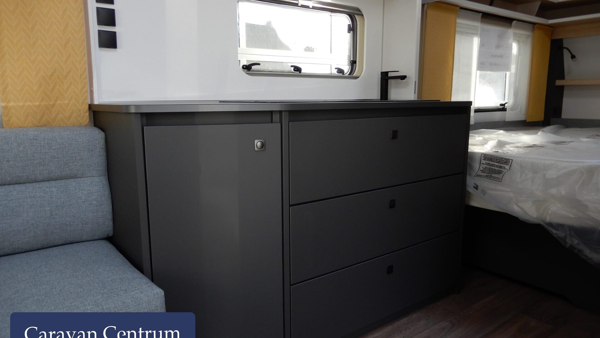 b58dee32d57ed33ccc6b111cfe15bf9077a48d1273e7718b84cf8489d45af9a6