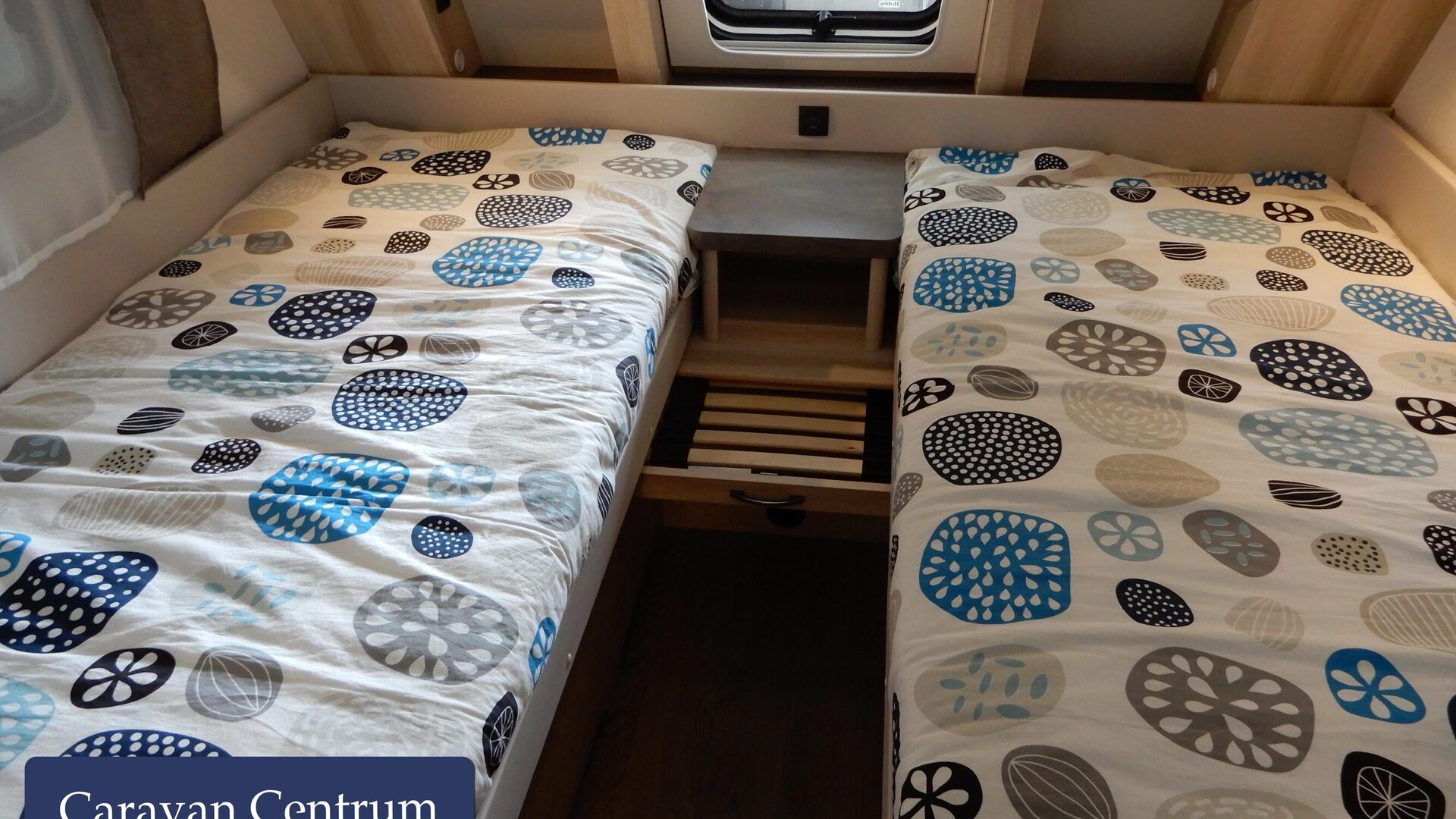 524baf5de0c1d5d0c01e6db5eca3737a221f040ae37f2b66a40ebef361216809