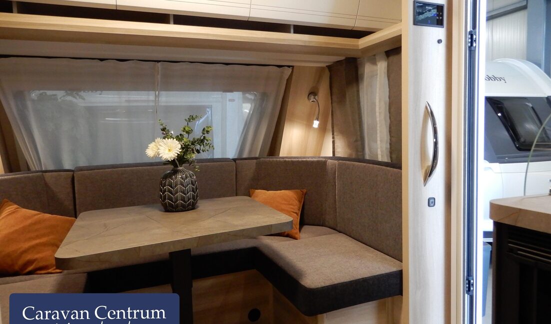 79b8afa44dff427d406e521f608144afe07ea2f8c04e53ebb1dabcd6e99f2008