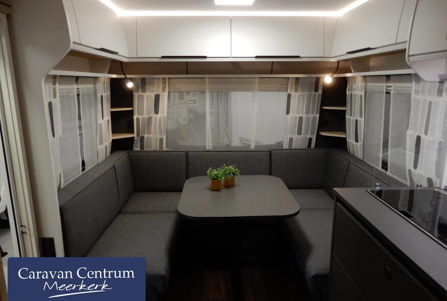 425b5354699a82b51439fc5fef65a55abe3f07d0a51040078d65474403c37fda