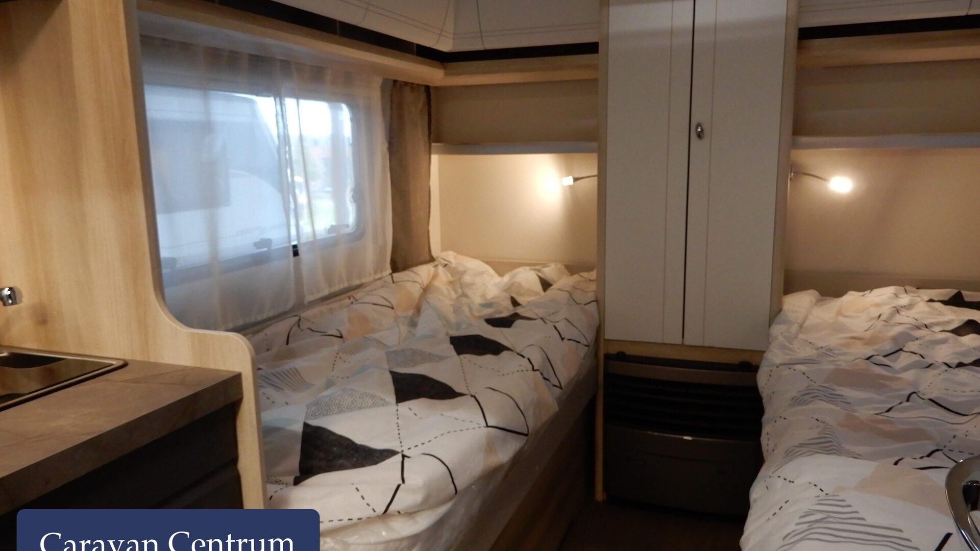 c1d9f5cc0d14f4e5265de3def014a7ebd54672260742ebe0bf4de6d64654c0b6