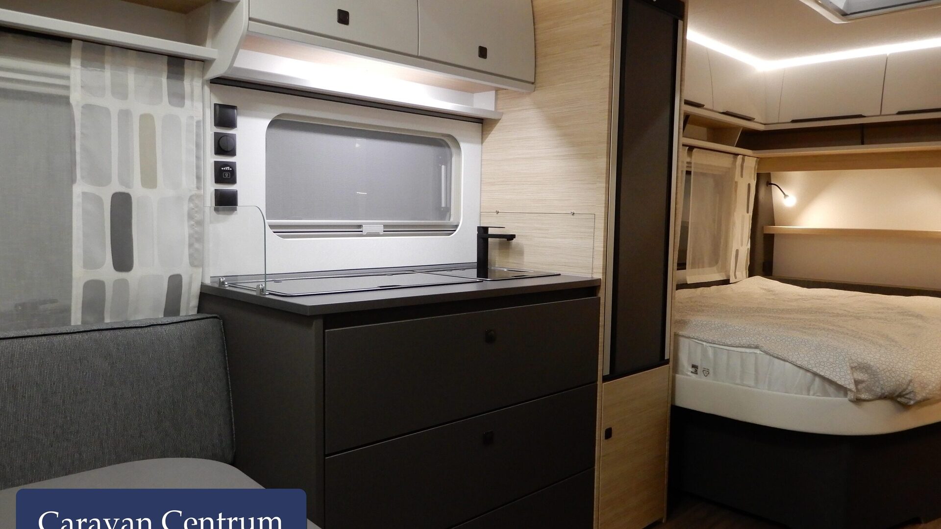 52ee564efcc9fb360d1d2cc7409d01c9b0e5776969f191b3ece9ad9471cd33ae