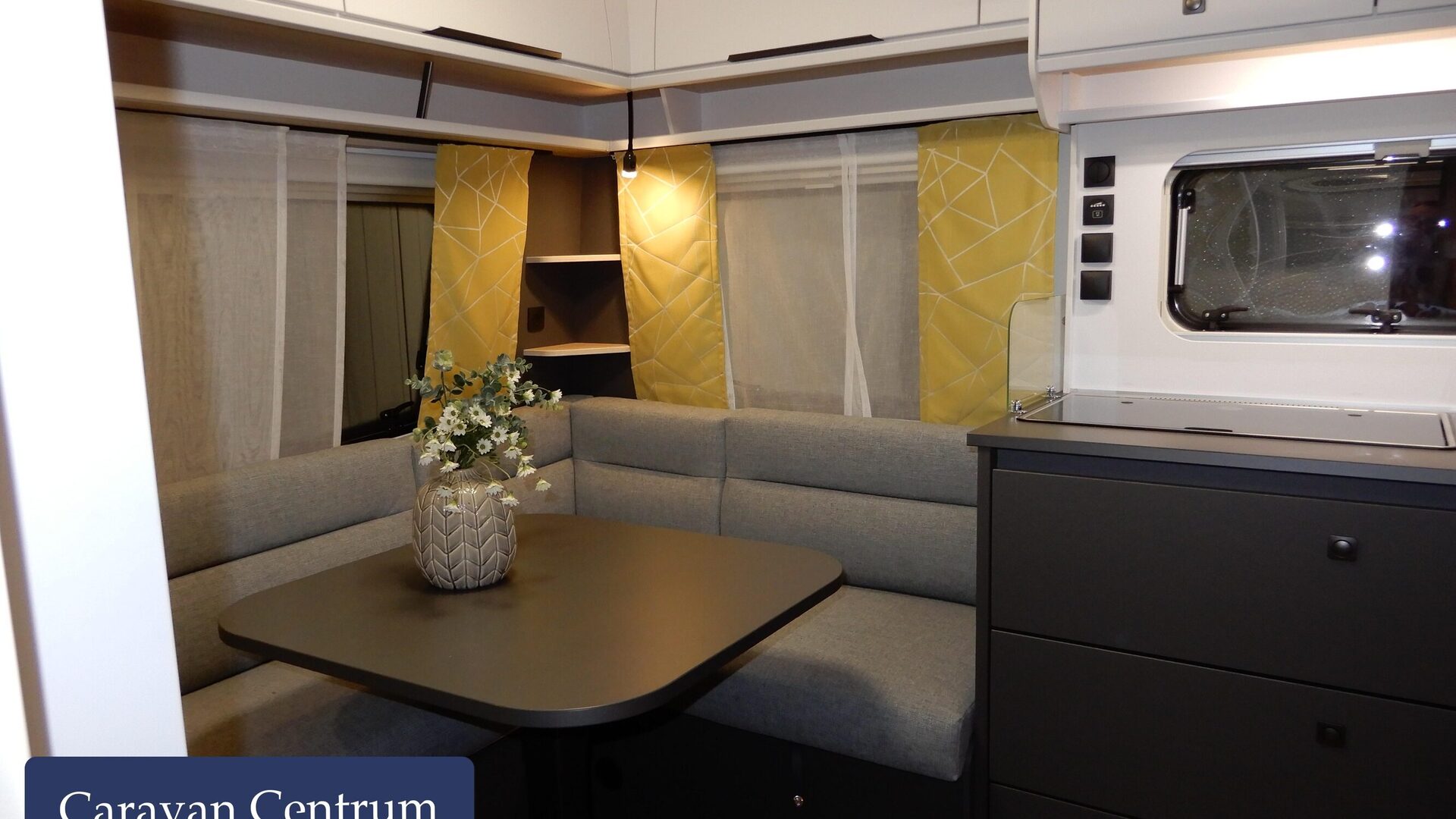 0e30438d5b0fa4a7eb8df6d6d9b7a9cb732a44db64cf84605dd55df76f117305