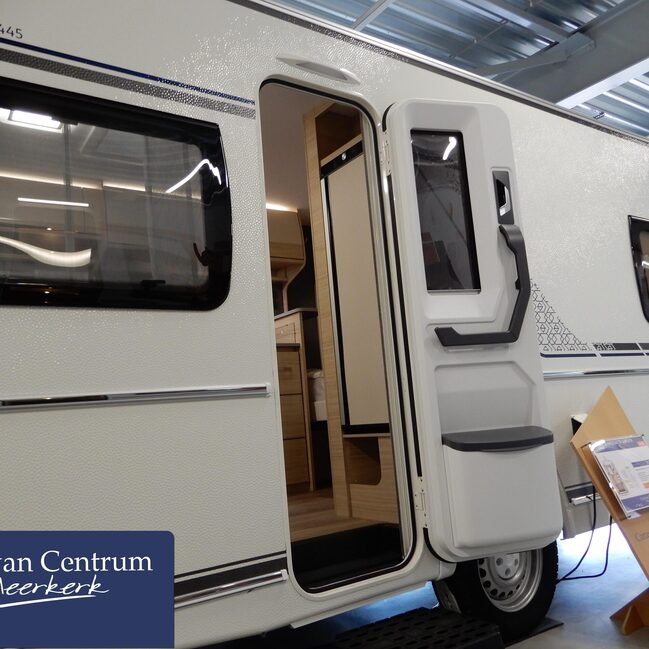 2e8f61a6215a8bc9c8116fc427d1812367d4ddb2ee92e44f9c36291731c4079d