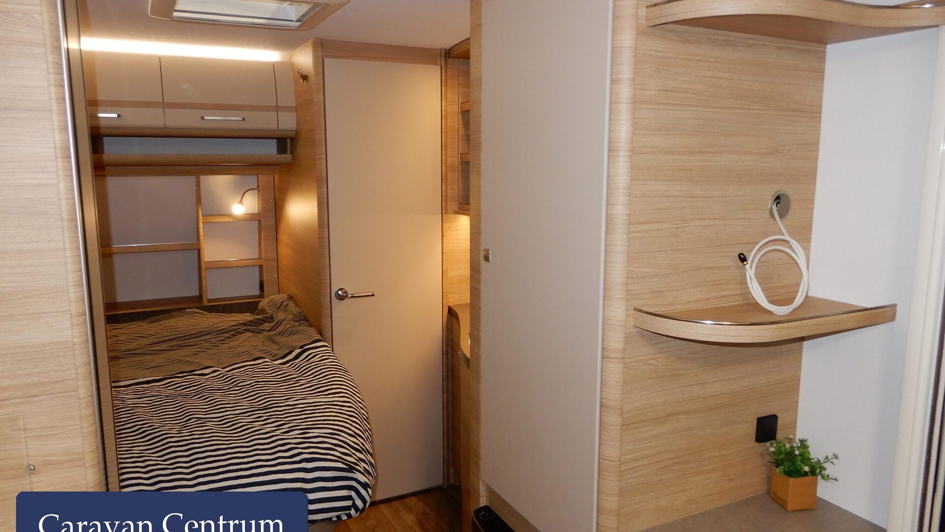 956575d0f204aa5ef5a3064c3fa09e94917b7c81b8b901b8d374d258fa3af08b