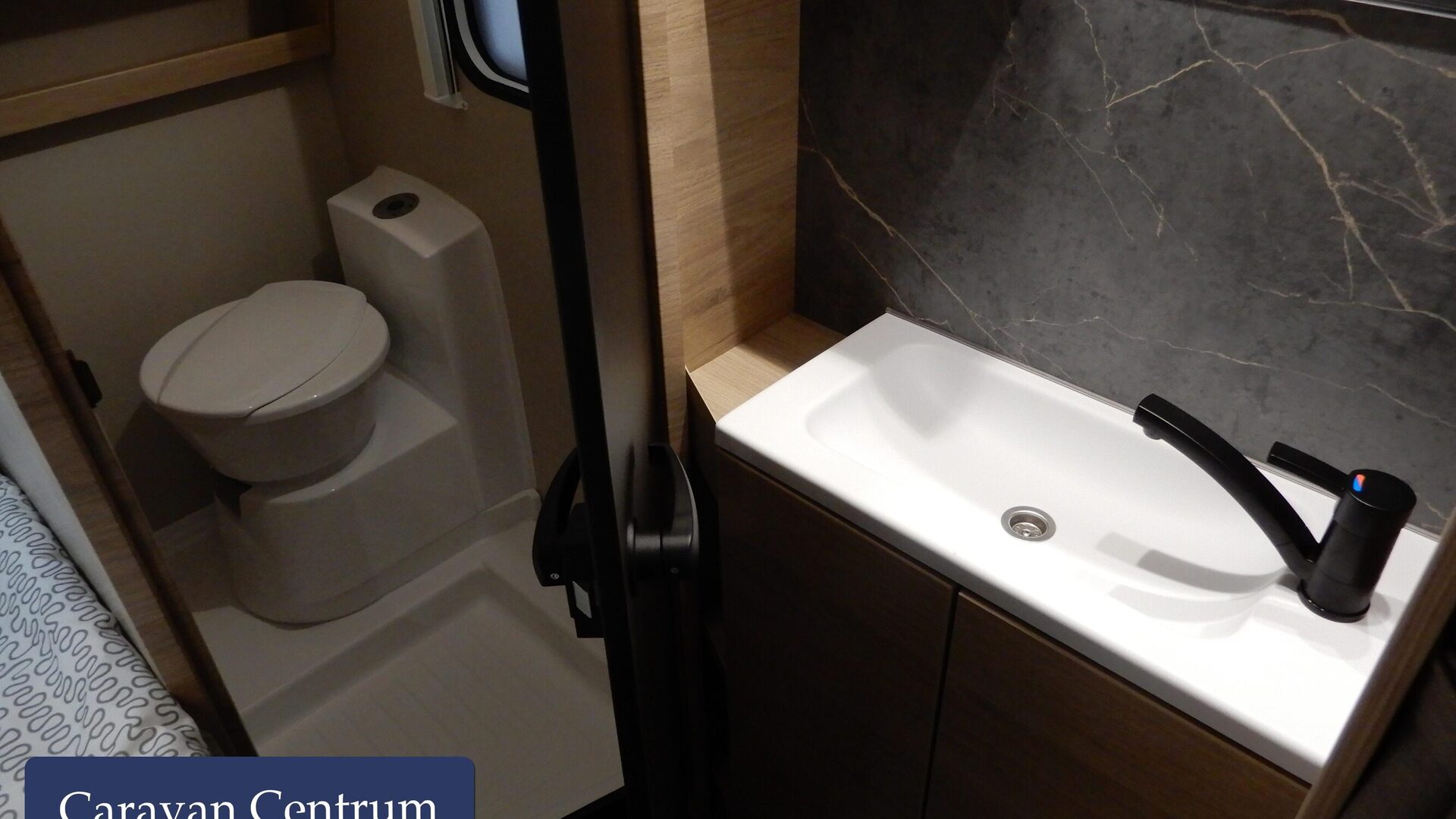 aed55d4ab6907989c3ae29c29f93fa01404515368040306510cdbddfe1ad02b4