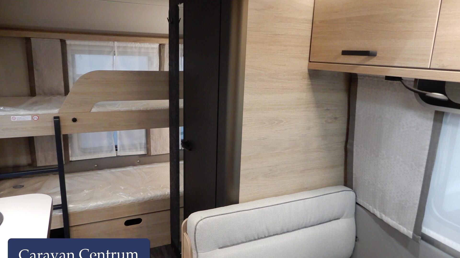 3d2b9861f2a1a94475db31e49c38eb155de93a9119674c60aeb1d19da07be708