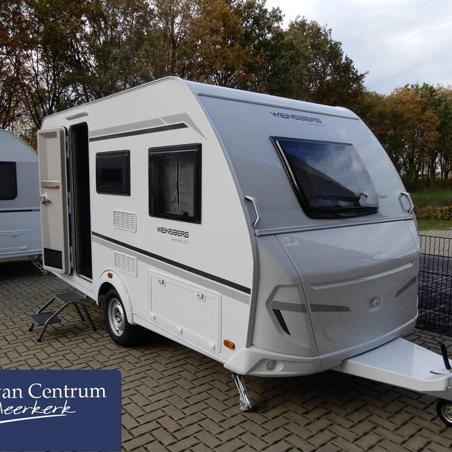 eb648d67deb989d799cb109d4b51b555cd47695c1a3b3c78333232db3ab3486f