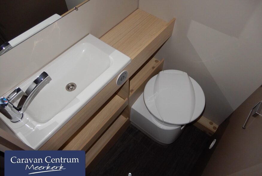 bb11cab60fcf8efc26ce2e1e2f18b8e5054ed83333e5880b5d881e92946099bc