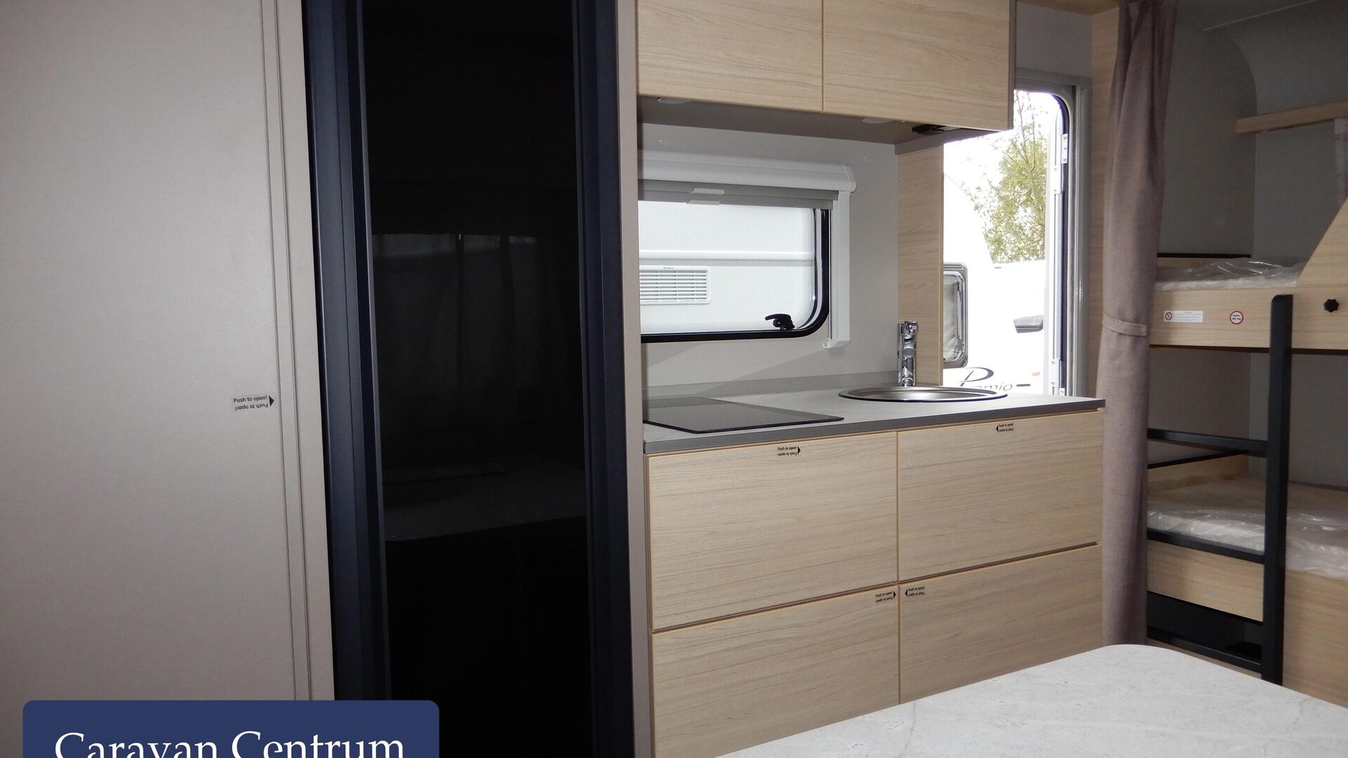 e58e2df73cfe9f35b02efb4a57a05f5ec2b1795402e8048f0d2e80b31eecc81c