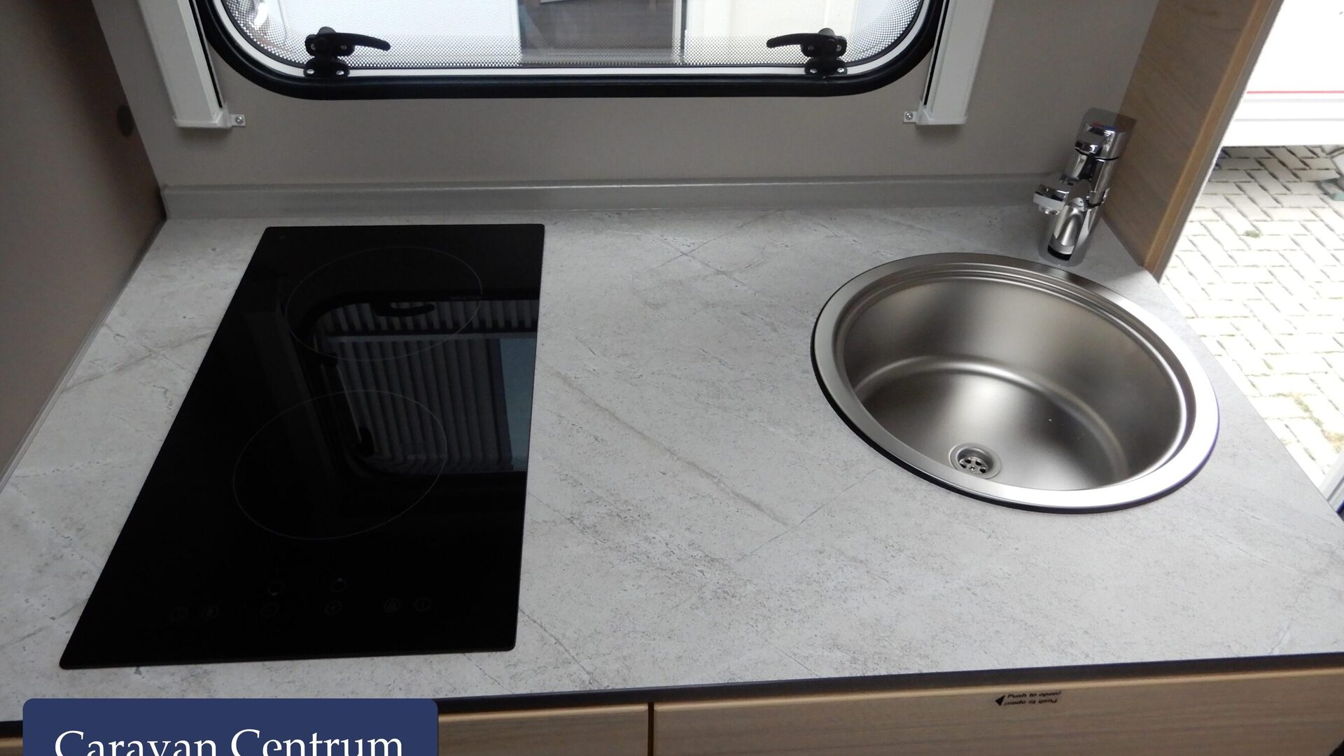 8ca96ae4e5302a62923768b2ca25b8e0e2d46801191b9fb452184e049f0ca16d