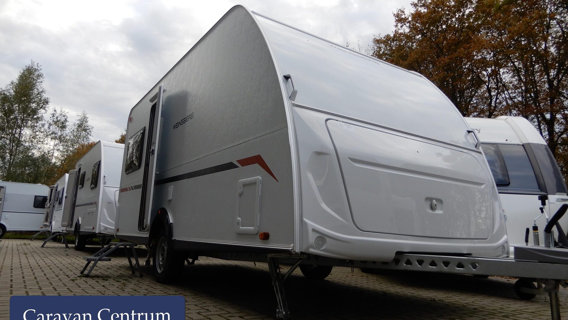 464740e9be40d98b7741a5d36ae30ea85353fe170fde79476c25b9faaff04c29