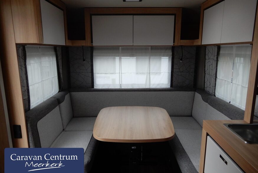 efb2eb3df2653e0af059c081a6be0427a6efa1f76d3a4db10c5d93a08a454c70