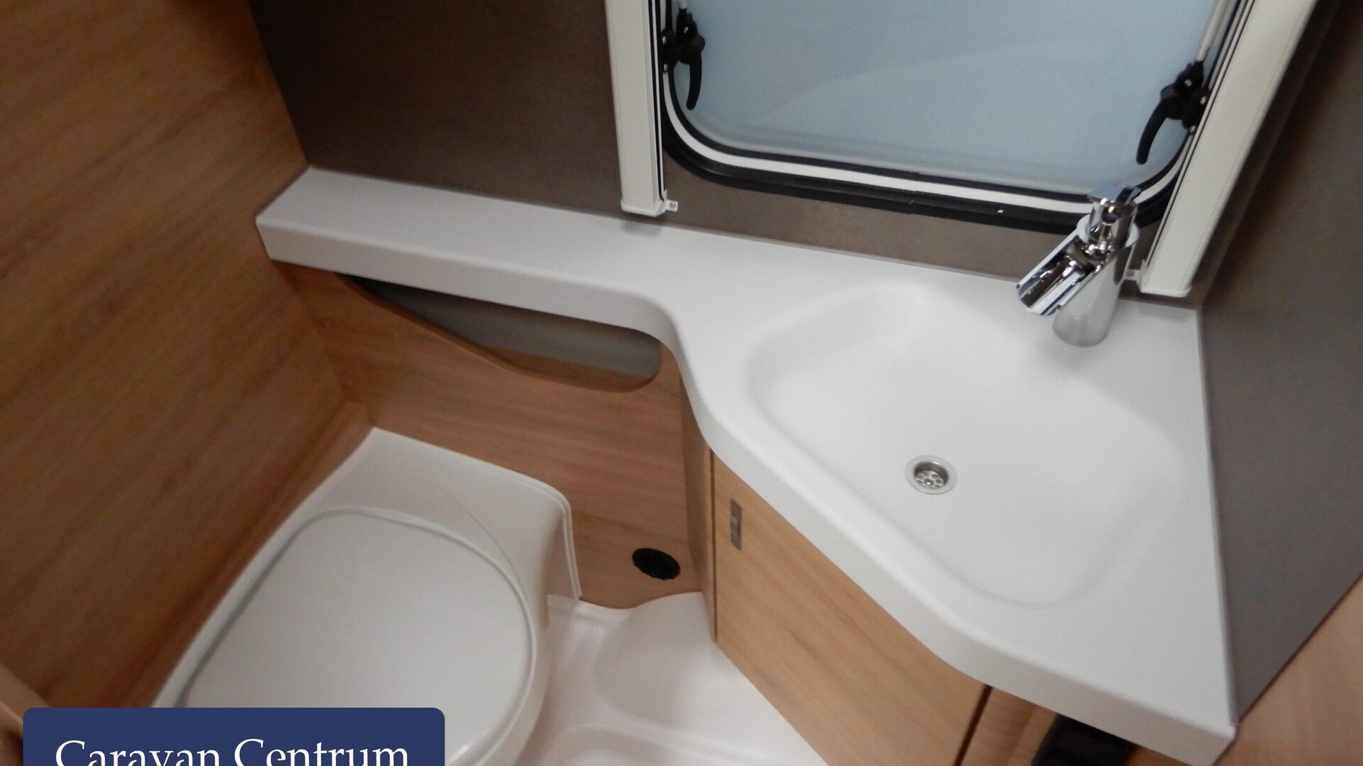 d3f0746fb26028eca37c26bedb4b907928ef817cdb48efb40a3d5aa1e27c3f08