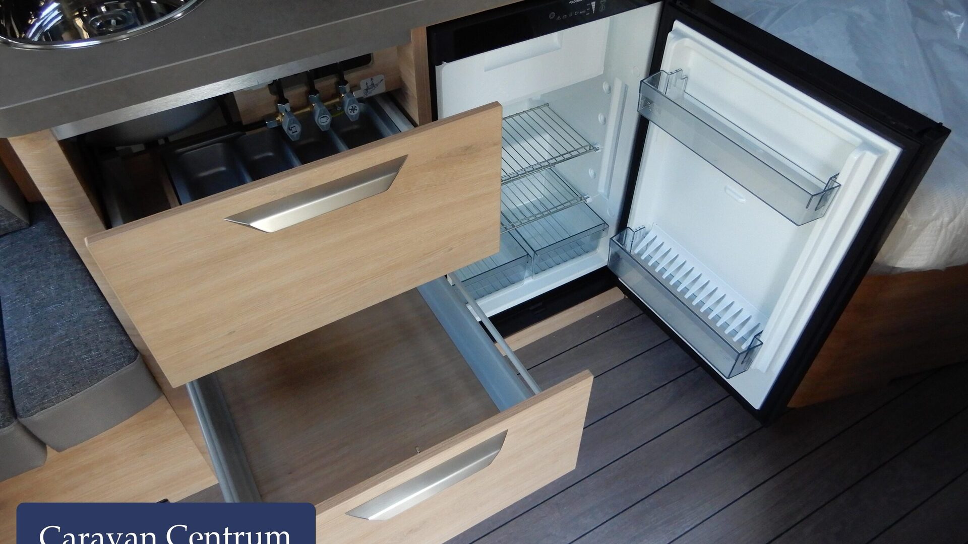 2b72b466a0596ad7549a49f6b36ff620df30f430254e3aa5b3dba78a3cbba441