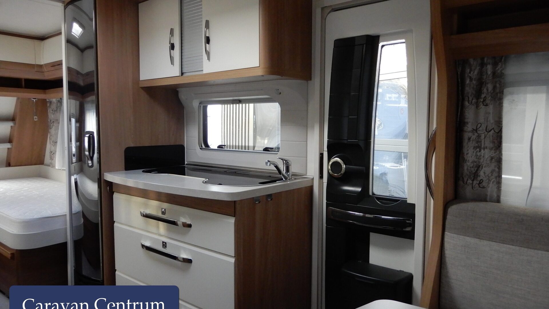 60c81bce75cebf01e2a3e3a86308aac80024856c39a59ec6557d07ac7e139415