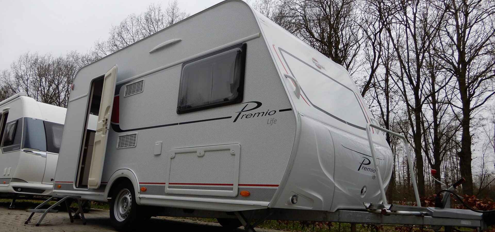 93e679502445c47eecebd1e879dd156742e5a9dee24d22847447509d633d1994