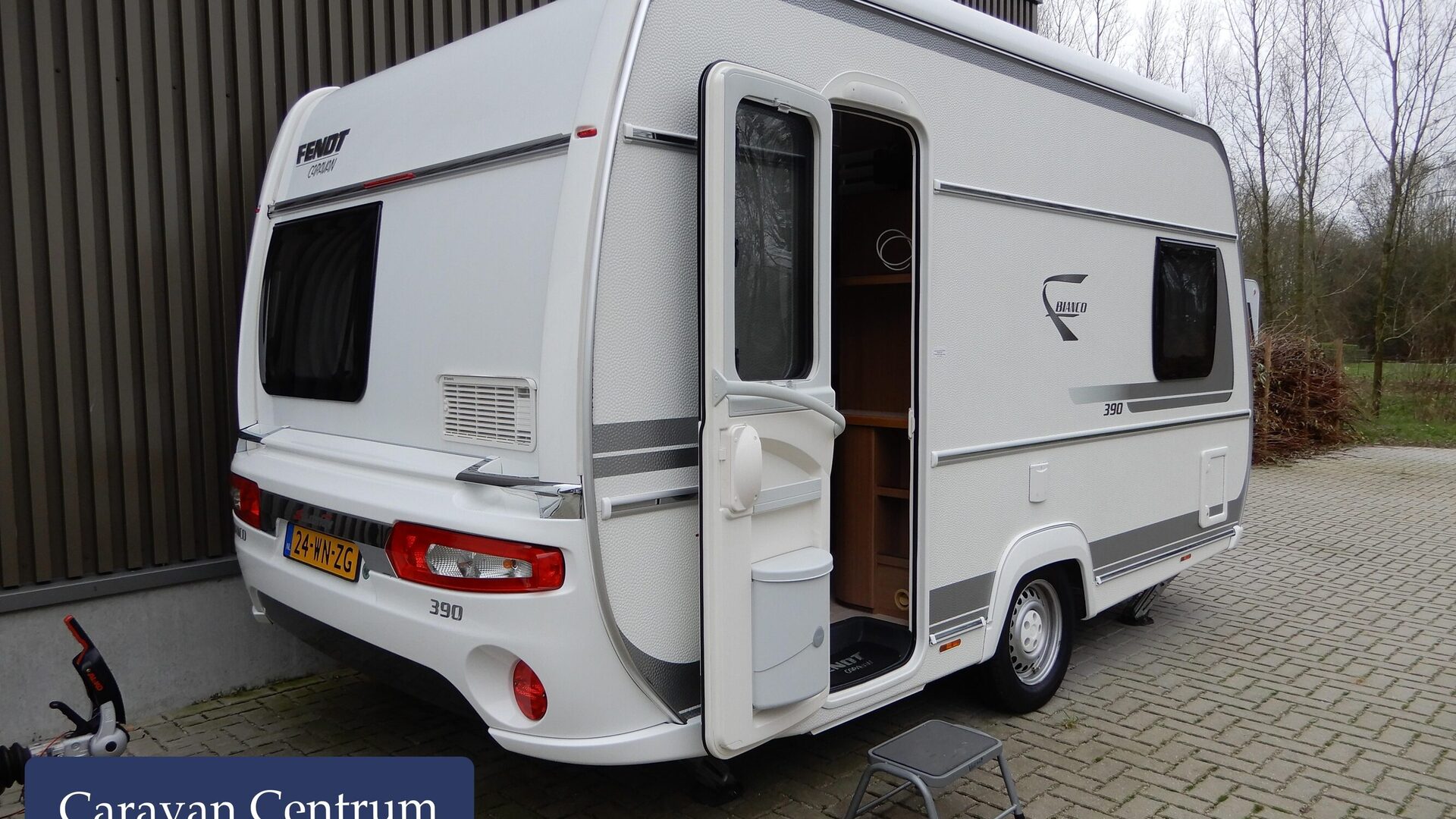 4bdbdb256a0a6640b136ddf732ab88464b07a409909f2d54493475be7bfb94ec